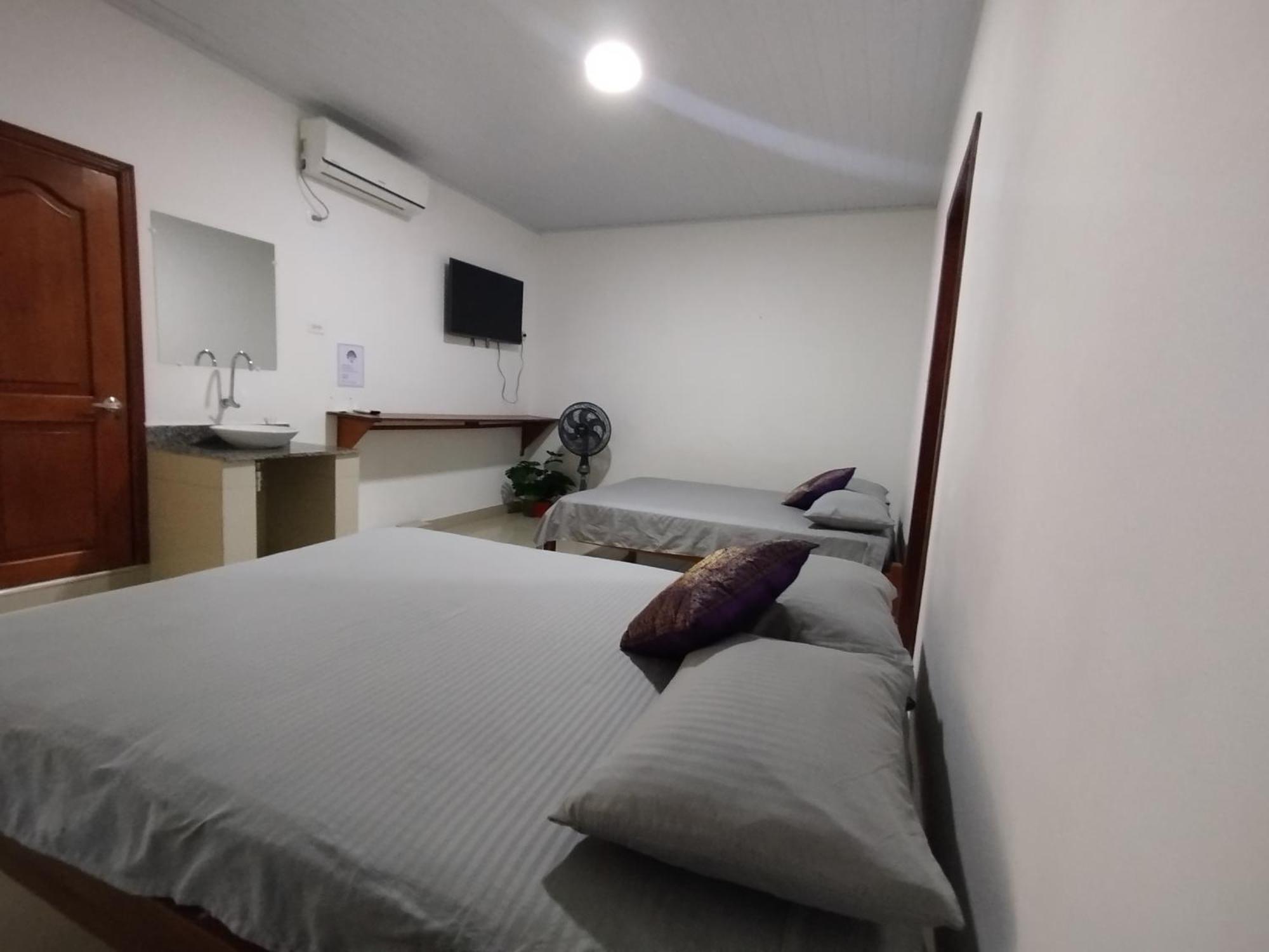 Kanaq Hotel Tours Leticia Exteriér fotografie